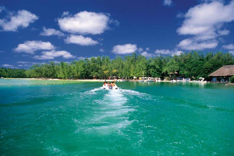 L'île aux Cerfs, un petit paradis mauricien. Author's Image