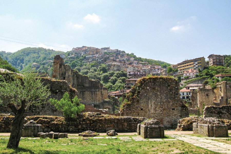 Ruines du monastère dominicain. Borisenkov Andrei - iStockphoto.com