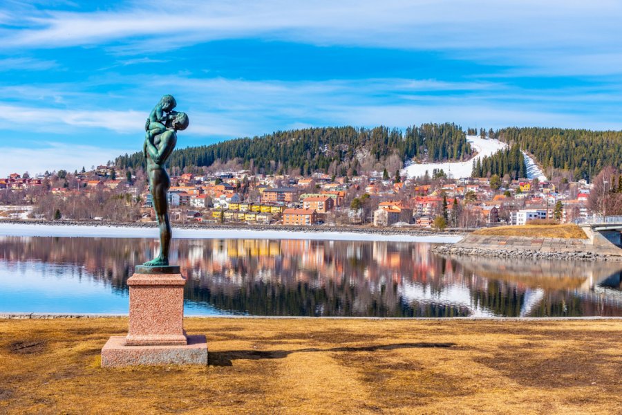 Statue à Östersund. trabantos - Shutterstock.com