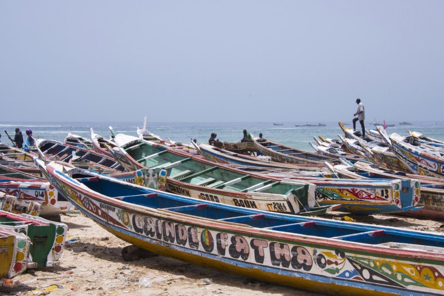 Bateaux traditionnels de pêche, Yoff. Salvador Aznar - Shutterstock.com