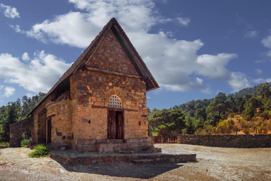 Eglise Panagia Tis Asinou. Belikart / Shutterstock.com