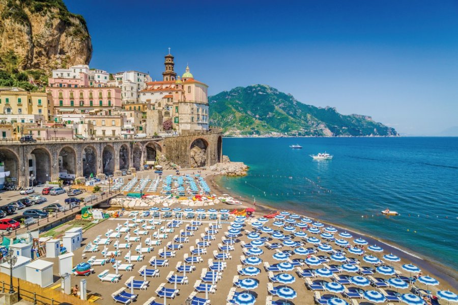 Carte postale du village d'Atrani. Bluejayphoto - iStockphoto