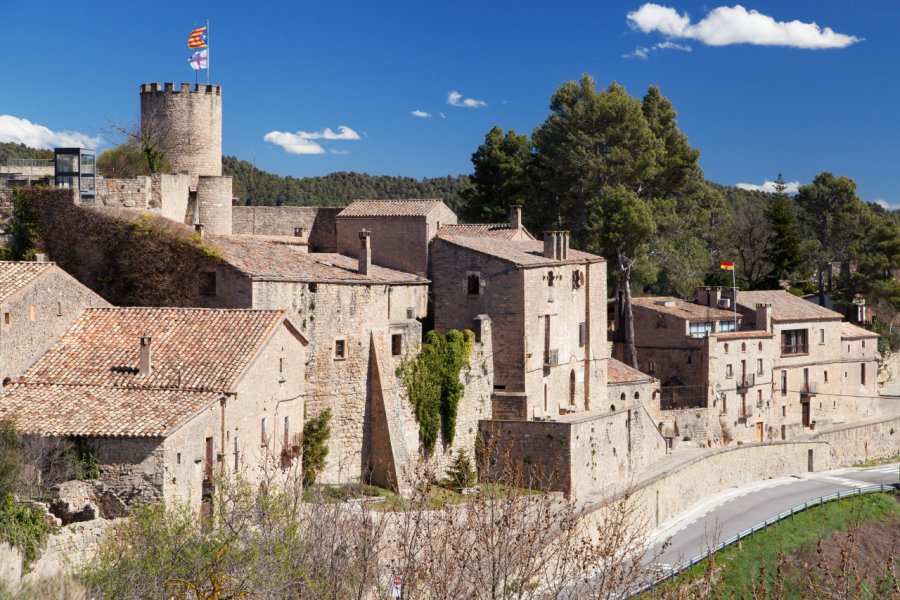 Château de Talamanca. Santi Rodriguez - Shutterstock.com