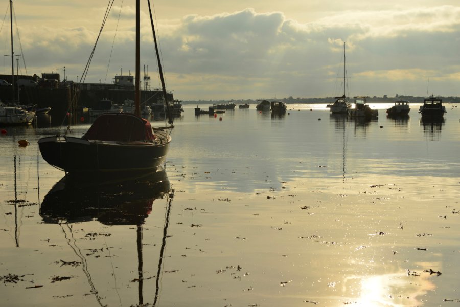 Le port de Grouville Alagz - Shutterstock.com