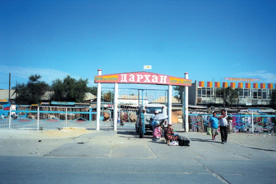 Bazar d'Aralsk. Sylvie FRANCOISE