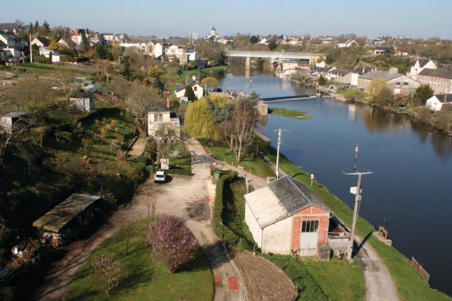 Rive de l'Oudan à Segré Jean-Philippe Delisle - Fotolia