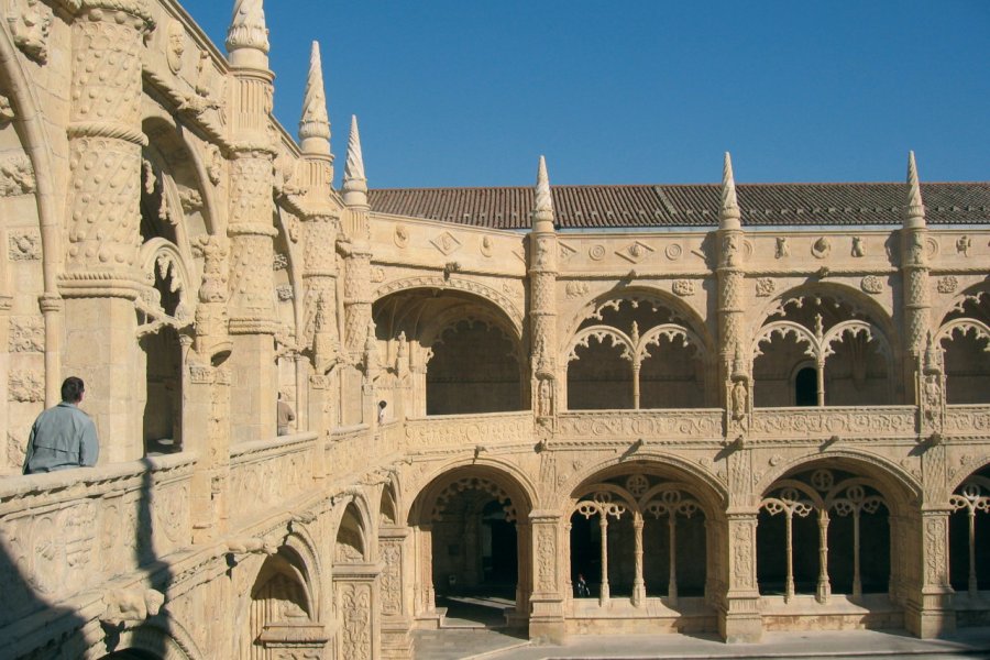 Cloître du Mosteiro dos Jerónimos à Belém. Jean-Paul LABOURDETTE