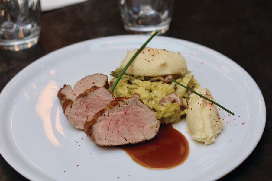 Filet mignon et son jus à la bière du Vexin à déguster à L'Arbre Blanc. L'Arbre Blanc