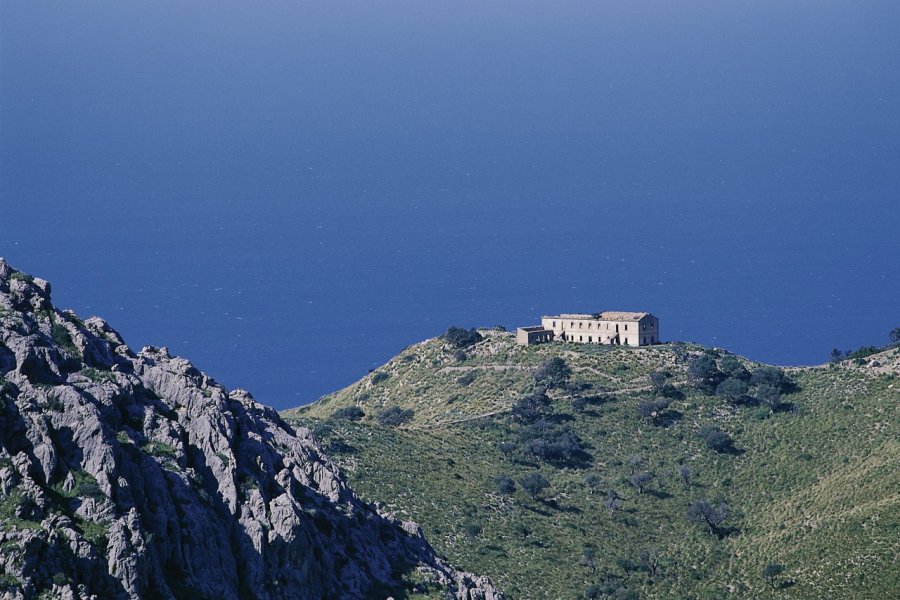 Paysage côtier de la région de Sa Calobra. Hervé Bernard - Iconotec