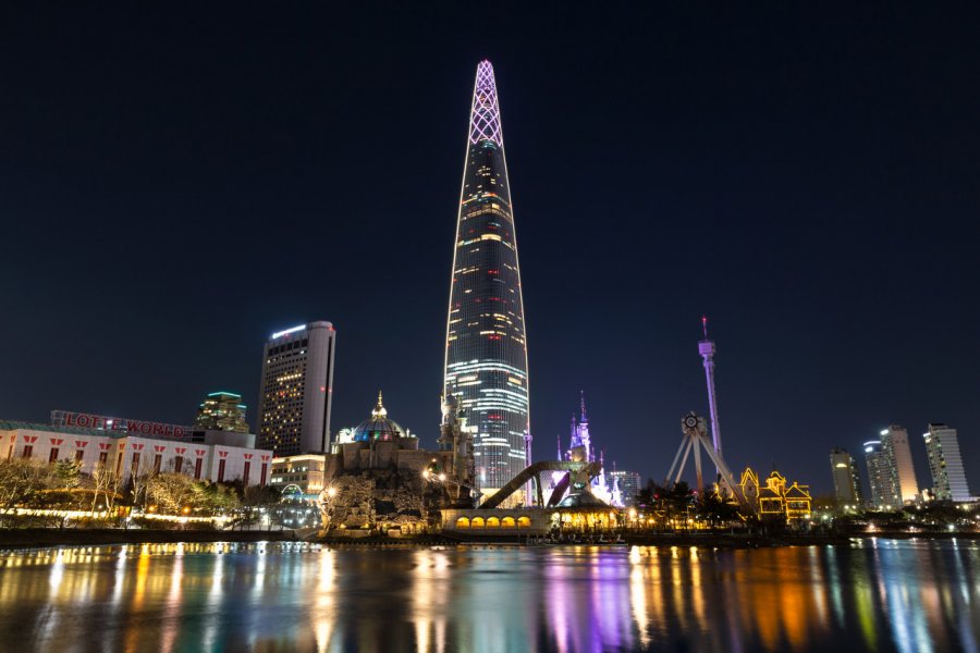 La tour Lotte à Séoul. Dmitrii Sakharov - Shutterstock.com