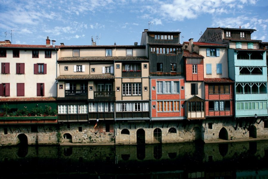 Maisons castraises au bord de l'Agout PHOVOIR