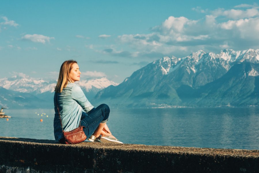 Sur les rives du lac Léman. Anna Nahabed - Shutterstock.com