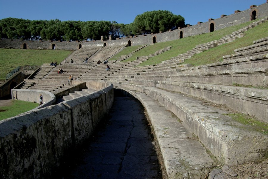 Amphithéâtre. Stéphan SZEREMETA