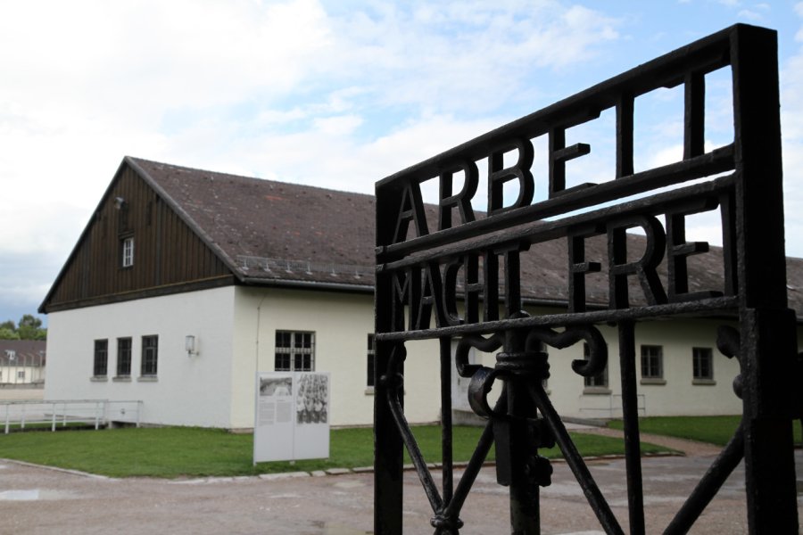 Entrée du camp de concentration de Dachau. Stéphan Szeremeta