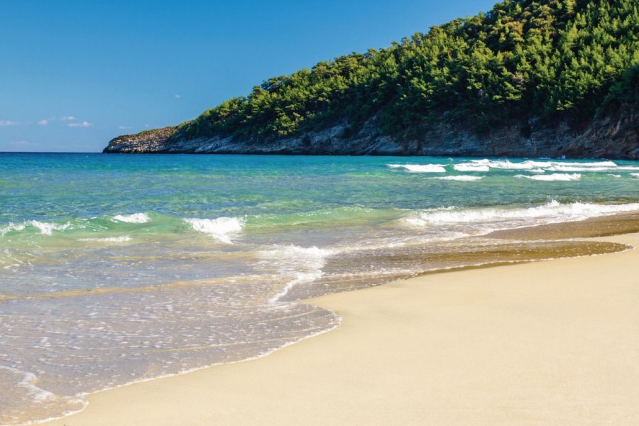 Plage paradisiaque de Thassos. Milosducati - iStockphoto