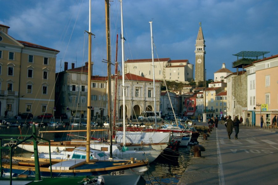 Port de plaisance. Stéphan SZEREMETA