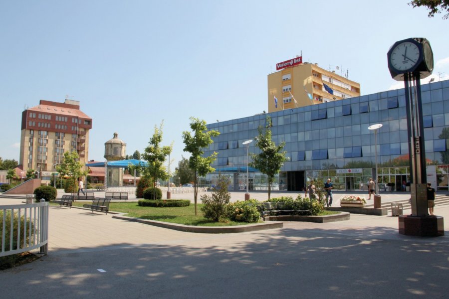 Place principale de Vukovar. Vukovar Tourist Board