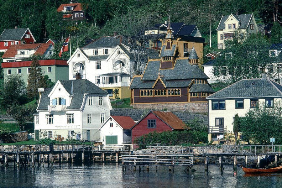 Ville de Balestrand. Thierry LAUZUN - Iconotec