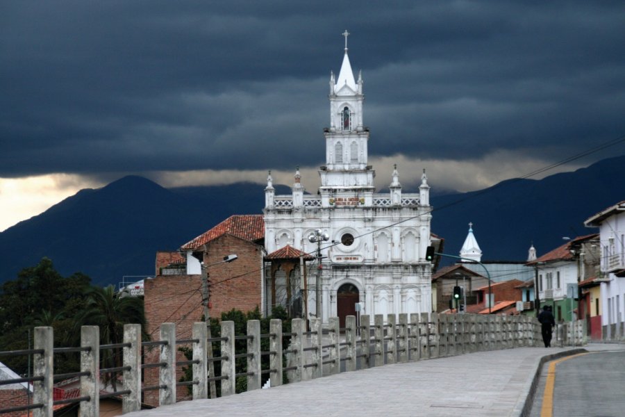 Crépuscule sur la ville de Cuenca. Stéphan SZEREMETA