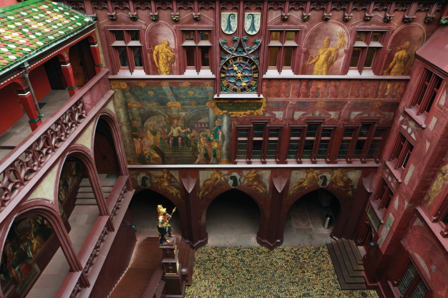 Cour intérieur de l'hôtel de ville. Philippe GUERSAN - Author's Image