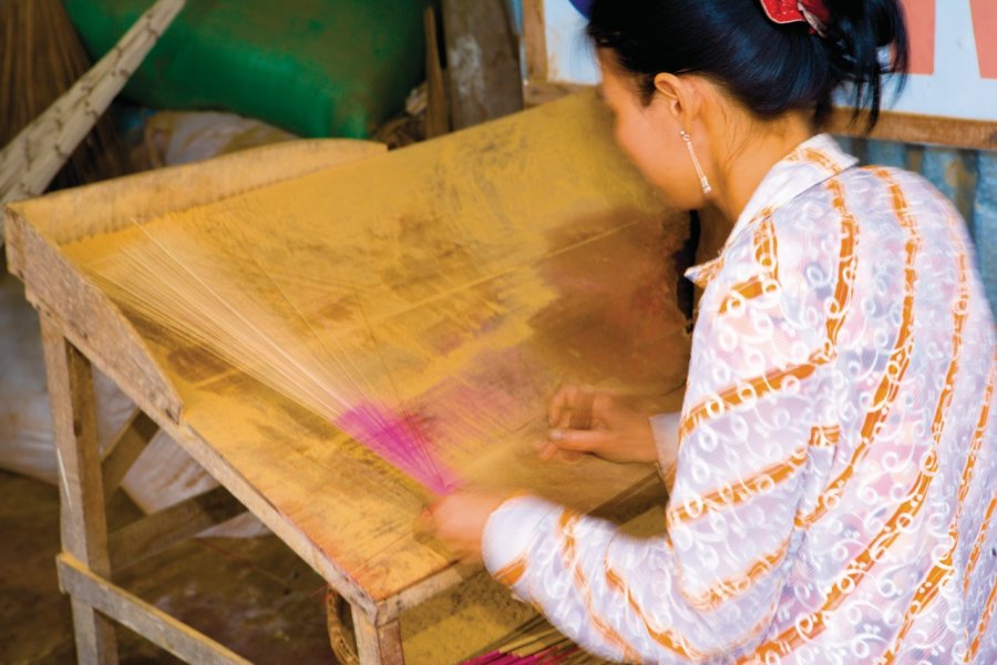 Fabrication d'encens sur la route de Long Xuyên. Author's Image