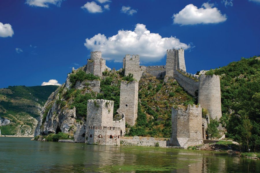 Forteresse de Golubac. Stanisa Martinovic - Fotolia