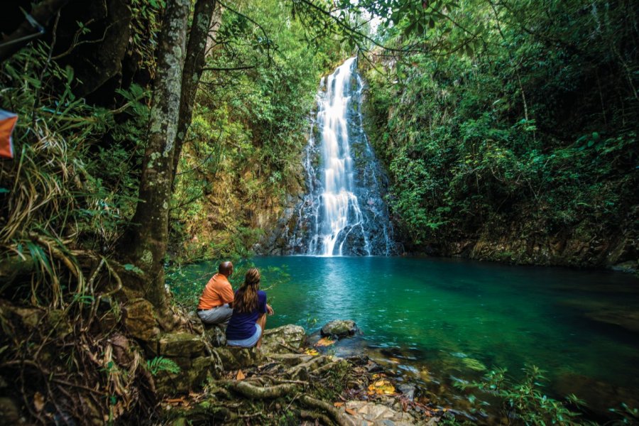 Butterfly Falls, au coeur des Mountain Pine Ridge Forest Reserve. Belize Tourism Board