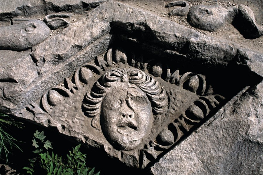 Myra est une nécropole composée de tombes lyciennes. Author's Image