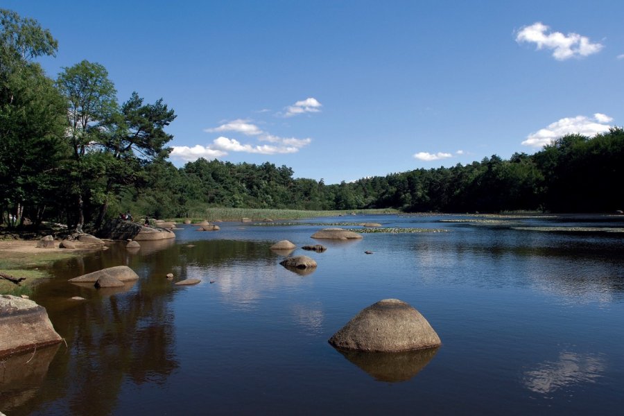 Le lac du Merle, dans le Sidobre LL PHOTOGRAPHY - FOTOLIA