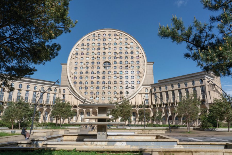 Les arènes de Picasso à Noisy-le-Grand. Philippe Guersan