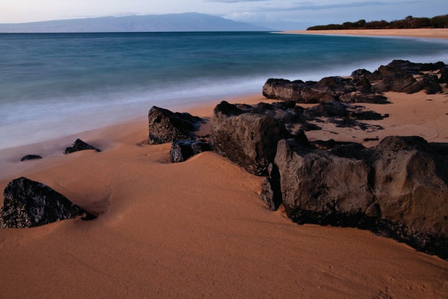 Polihua Beach. Hawaii Tourism Authority/Pierce M Myers Photography