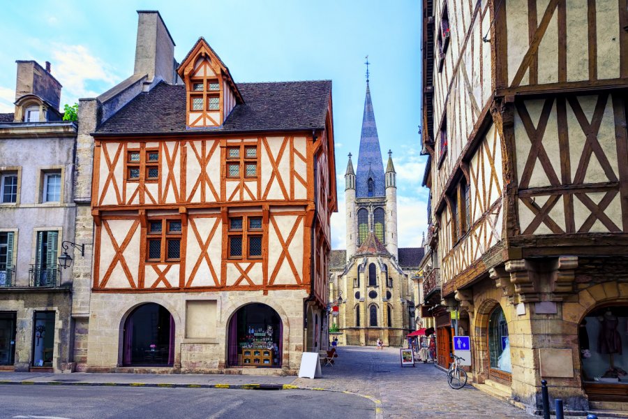 Centre-ville de Dijon. Boris Stroujko / Shutterstock.com