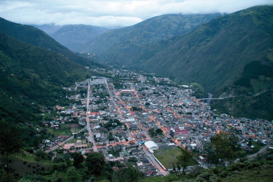 Le Mirador de la Cruz de Bellavista et sa vue plongeante sur la ville. Stéphan SZEREMETA