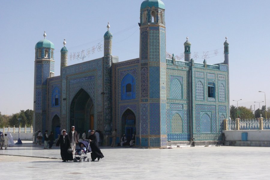Mosquée de Mazar-e-Charif où se trouve le tombeau d'Hazrat Ali. Constance de Bonnaventure