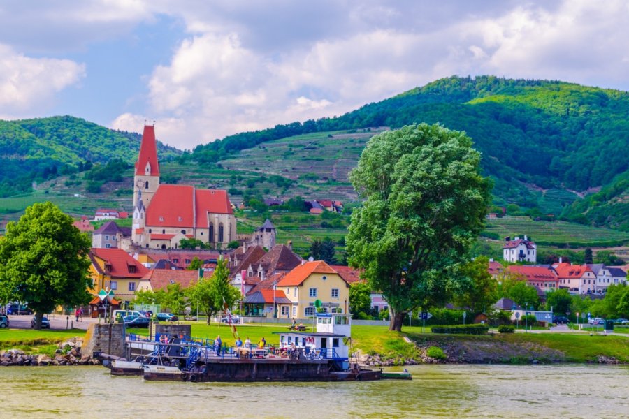 Spitz an der Donau. trabantos - Shutterstock.com