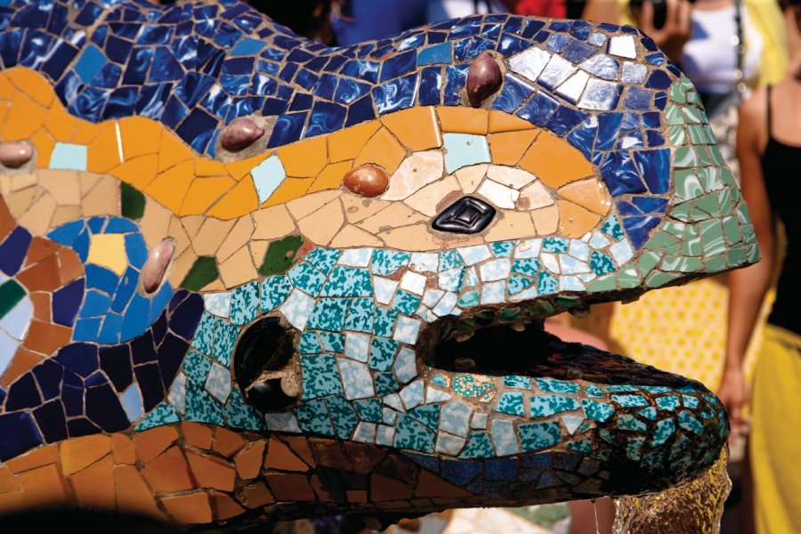 Parc Güell (oeuvre de Gaudí), la salamandre en mosaïques. Author's Image