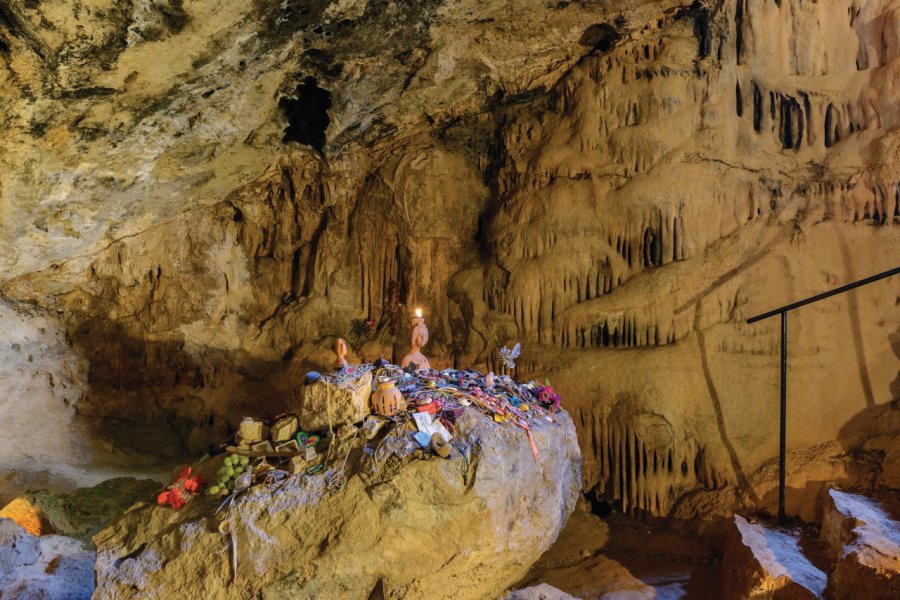 Grottes Es Culleram dédiées au culte de Tanit. jotapg - iStockphoto.com