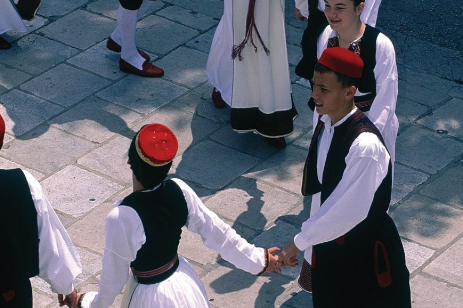 Danses traditionnelles. (© Ana NEVENKA - Iconotec))