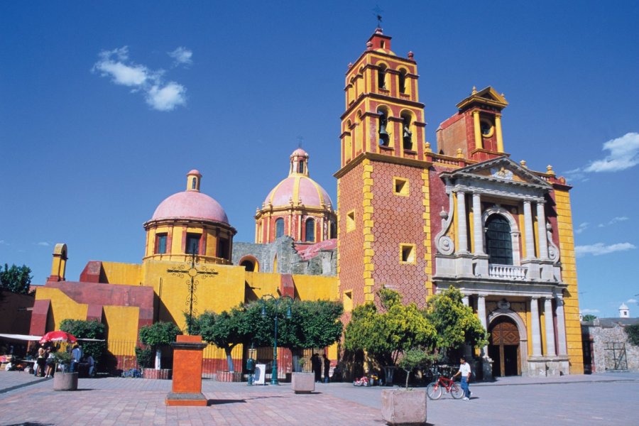 Plaza Miguel Hidalgo et église Santa Maria de La Asunción. Author's Image