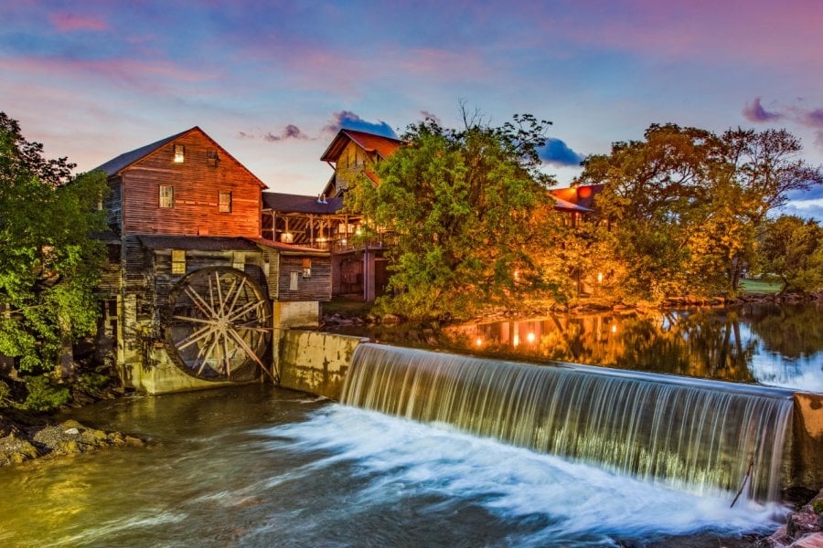 Vieux moulin de Pigeon Forge. Kevin Ruck - Shutterstock.com