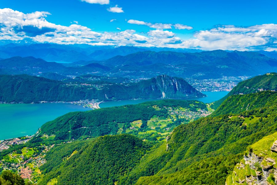 Vue sur le lac de Lugano. trabantos - Shutterstock.com