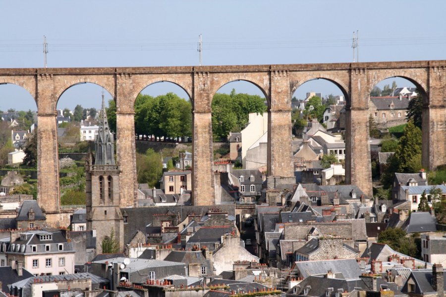 Le viaduc pour la ligne de chemin de fer Paris-Brest passe à Morlaix Stéphan SZEREMETA