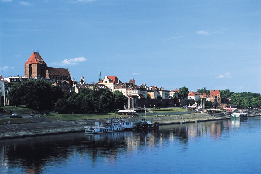 Vue générale de Toruń. S.Nicolas - Iconotec