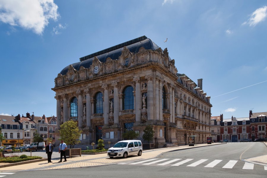 Grand Théâtre de Calais. Gwengoat - iStockphoto