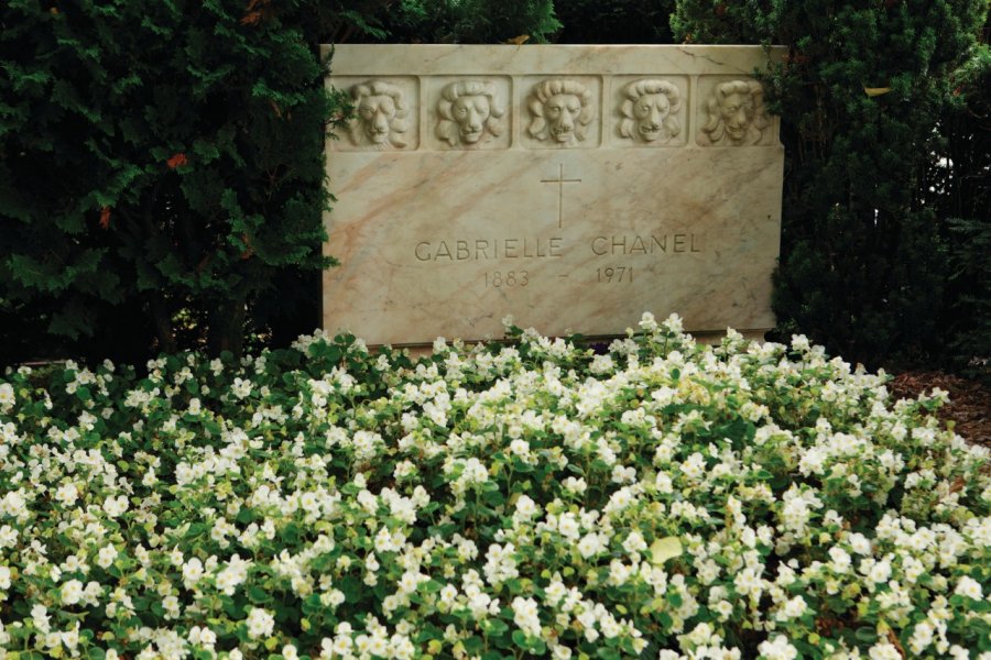 Tombe de Coco Chanel au cimetière du Bois-de-Vaux. Philippe GUERSAN - Author's Image