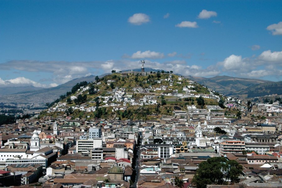 Le Quito colonial est protégé par la Vierge du Panecillo. Stéphan SZEREMETA