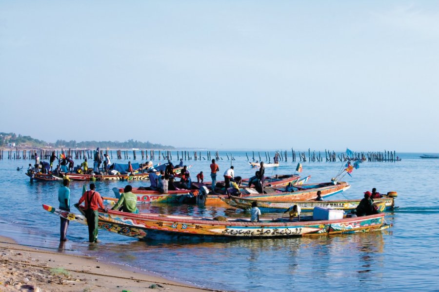Retour des pêcheurs au port de pêche de Mbour. Author's Image
