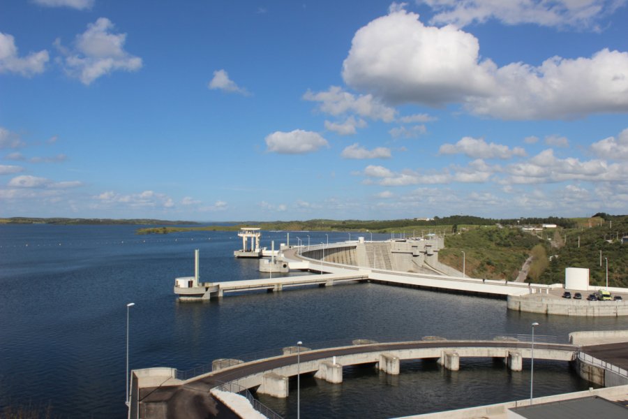 Barrage d'Alqueva. Bureau de Promotion Touristique de l'Alentejo