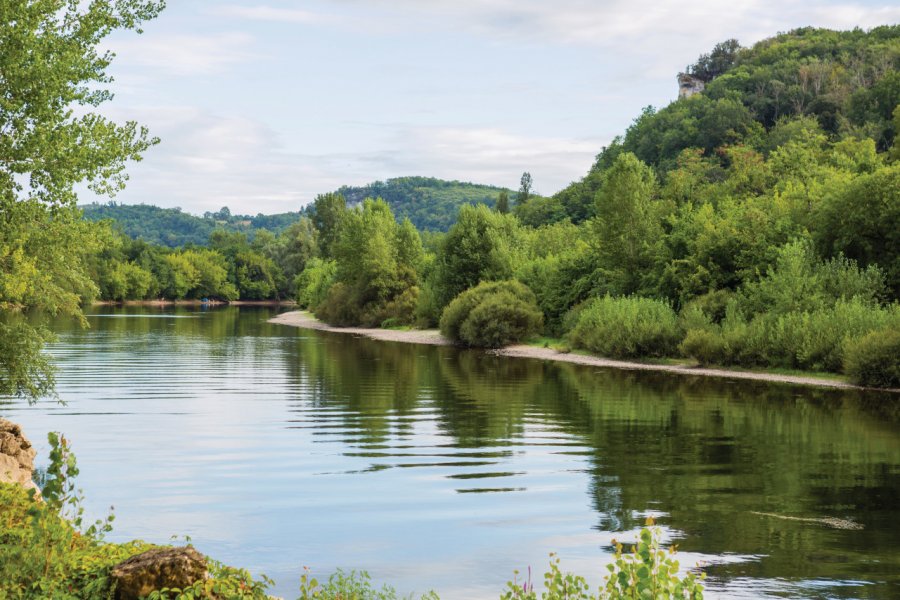 Les rives de la Dordogne. ruivalesousa - iStockphoto.com