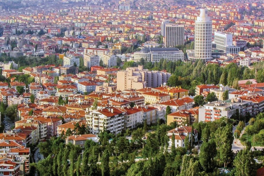 Vue aérienne de la ville d'Ankara. Cemagraphics - iStockphoto